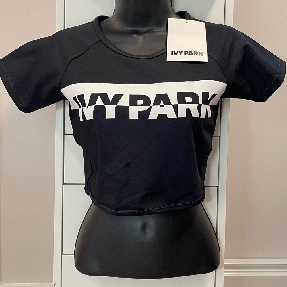 Ivy Park Cropped T shirt